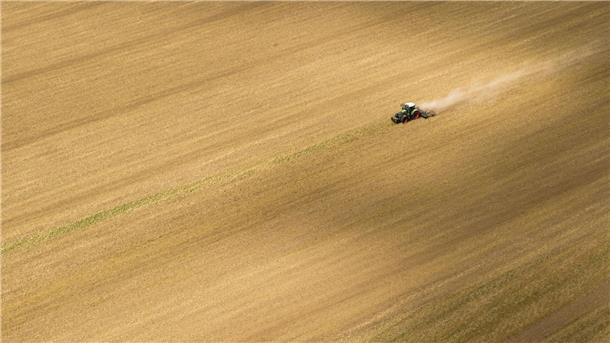 Mit dem Agrarstrukturgesetz will Niedersachsen kleinere und mittlere Familienbetriebe in der Landwirtschaft stärken.