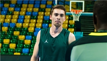 Mit den Tigers BBC aus Kigali schaffte es Adrian Breitlauch in die Playoffs. Dort war im Halbfinale Endstation.