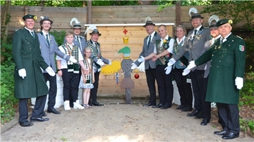 Mit der Vogelrichtfeier hat die Schützengesellschaft zu Bremervörde gestern Abend das 168. Schützenfest gestartet. 