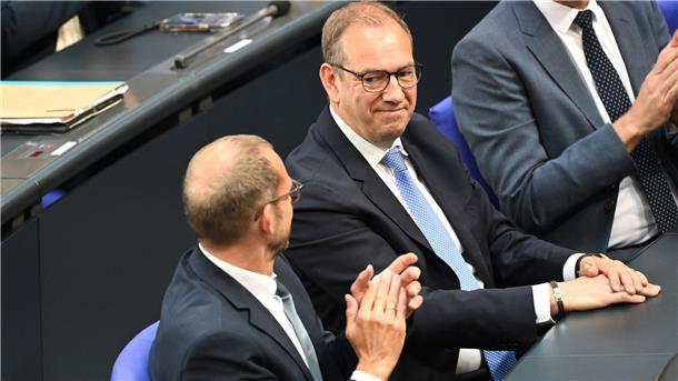 Bundestag wählt Henning Otte zum Wehrbeauftragten Mit großer Mehrheit gewählt: Henning Otte.
