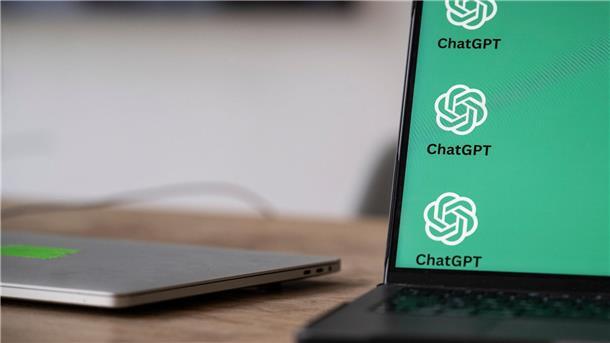 Mit seinem KI-Chatbot Chat GPT hatte die Softwareschmiede OpenAI vor etwas mehr als einem Jahr für Furore gesorgt.