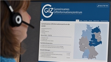 Mitarbeiterin im Giftinformationszentrum in Erfurt.