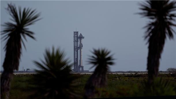 Mithilfe der Megarakete will SpaceX der Menschheit den Mars erschließen.