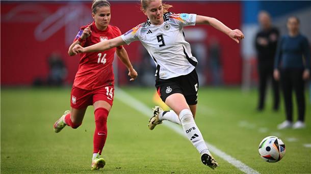 Mittelfeldspielerin Sjoeke Nüsken: Kennt die US-Trainerin gut 