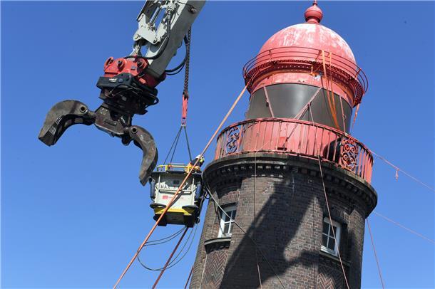 Mittwoch, 24. August: Der Leuchtturm auf der maroden Nordmole steht immer noch. ...