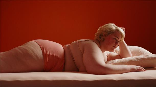 „Touched“: Sexuelle Lust wider bürgerliche Normen Model und Aktivistin Isold Halldórudóttir gibt als Maria ihr Spielfilmdebüt.