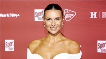 Moderatorin Laura Wontorra.