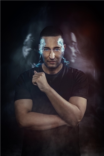 „Moderne Magie auf Weltniveau – verblüffend, geheimnisvoll, einzigartig!“ Das versprechen die „Tatkraft“-Macher mit Blick auf von Farid, der Stargast beim Charity-Event am 29. März ist.