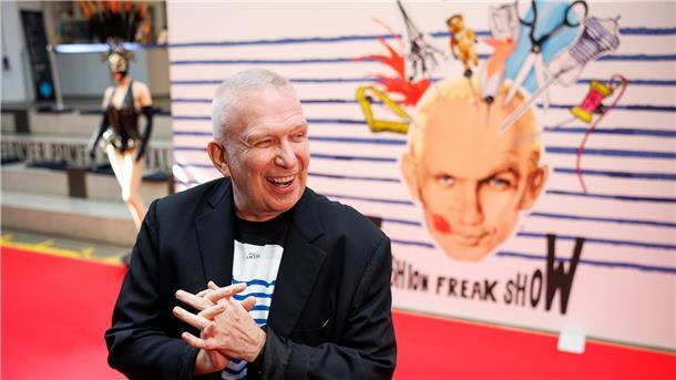 Modeschöpfer Jean Paul Gaultier bei der Deutschland-Premiere der „Fashion Freak Show“ in München.