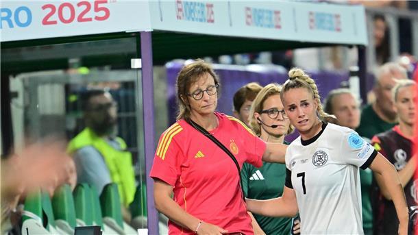 Gwinn-Schock und Traumtor: Das DFB-Team in der Einzelkritik Musste noch vor der Pause raus: Kapitänin Giulia Gwinn.