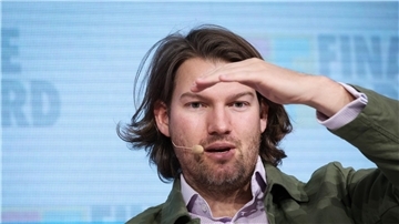 N26-Mitbegründer Valentin Stalf wird sich aus dem operativen Führungsgeschäft der Digitalbank zurückziehen.