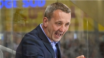 Nach 308 DEL-Spielen am Stück stand Trainer Thomas Popiesch am Mittwoch erstmals nicht bei den Fischtown Pinguins an der Bande.