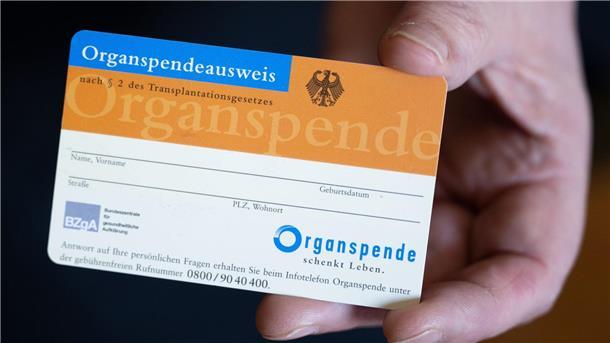 Lauterbach für neuen Anlauf für Organspendereform Nach Daten der Deutschen Stiftung Organtransplantation gab es 2022 6,9 Prozent weniger Spenden als im Jahr davor.