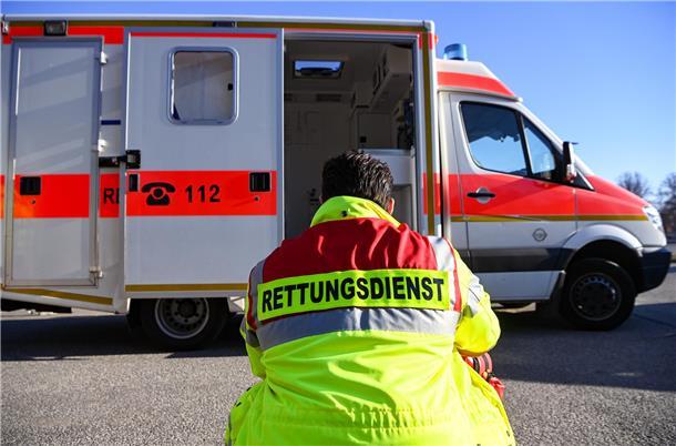 Nach dem Bekanntwerden neuer Pläne in punkto Rettungsdienst ist der Betreiber für die Wurster Nordseeküste abgesprungen. Jetzt muss der Kreis schnell handeln.