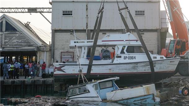 Nach dem Hurrikan „Beryl“ gilt es auch im Hafen von Bridgetown, die Schäden zu beseitigen.
