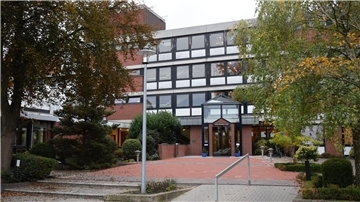Nach dem Seniorenheim To Huus achtern Diek in Blexen hat es jetzt auch das Christophorus-Haus in Brake erwischt: Die Einrichtung musste Insolvenz anmelden.