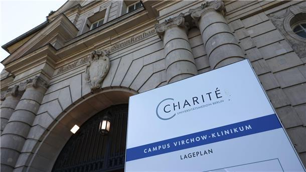 Nach dem Tod von zwei Patienten der  Charité in Berlin steht ein Kardiologe unter Mordverdacht.