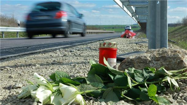 Mutmaßlicher Unfallverursacher hatte Auto geliehen Nach dem verheerenden Unglück in Bad Langensalza steht ein 34-Jähriger in Verdacht, den unfallverursachenden Wagen gefahren zu haben.
