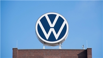 Nach den Werken in Portugal und Hannover kündigte jetzt auch das Stammwerk in Wolfsburg an, ab Mitte September die Produktion zu drosseln.