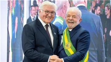 Nach der Amtseinführung: Bundespräsident Frank-Walter Steinmeier und der brasilianische Präsidenten Luis Inacio Lula da Silva.