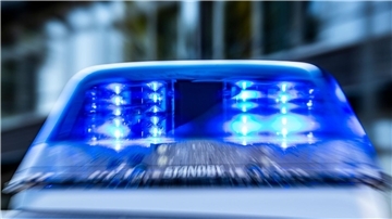 Nach der Messerattacke in einem Berliner Bus befindet sich das Opfer weiterhin in intensivmedizinischer Behandlung (Symbolbild).