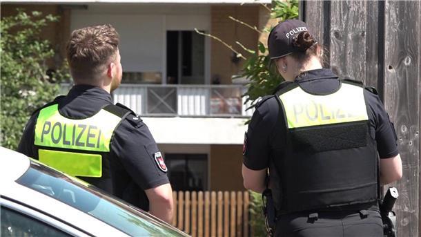 „Gezielt zugestochen“ - Anklage nach Tötung von 26-Jähriger Nach der Tötung einer Frau im Juli in der Region Hannover liegt nun eine Mordanklage vor. (Archivbild)