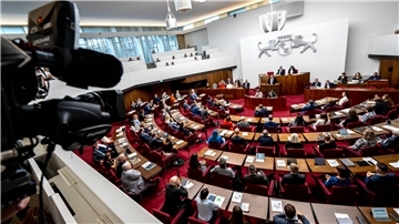 Blick in den Plenarsaal