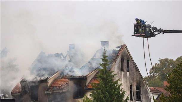 Norwegen: Vier Tote nach Brand in Einfamilienhaus Nach einem Brand in einem Haus sind vier Frauen tot aufgefunden worden.