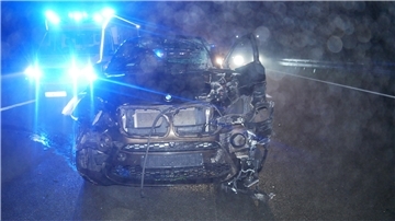 Nach einem Unfall auf der A1 am Mittwochmorgen sucht die Polizei nach Zeugen.