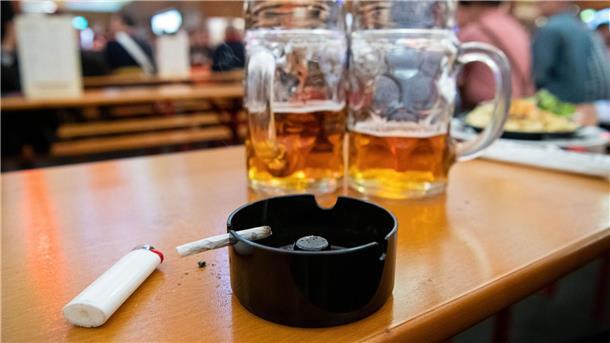 Nach Rauchen ist Übergewicht der wichtigste Risikofaktor für Krebs, noch vor Alkohol. (Archivbild)