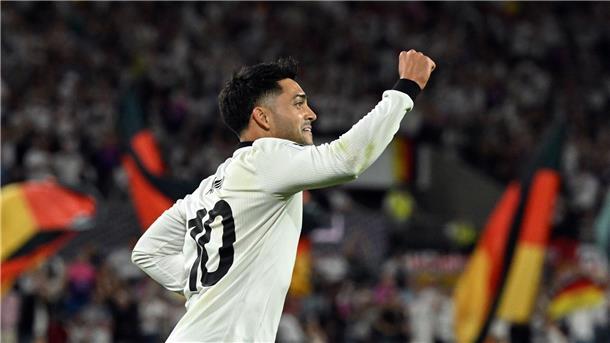 Schattenmänner auf „Gaspedal“: Amiri als WM-Faktor Nadiem Amiri bejubelt sein Tor gegen Nordirland.