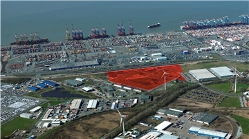 Näher am Hafen kann eine Firma nicht liegen: Die exportorientierte Mafi & Trepel Technology GmbH will auf dem rot gekennzeichneten Grundstück eine Fabrik bauen.