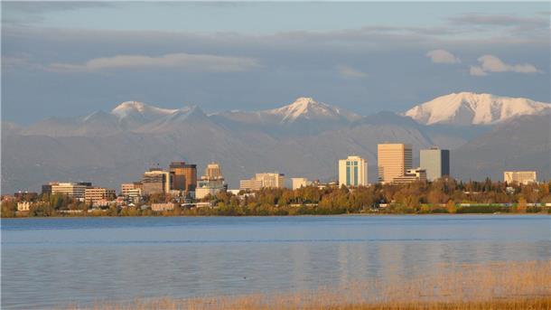 Mächtige Männer treffen sich allein Nahe der Stadt Anchorage in Alaska treffen sich Donald Trump und Wladimir Putin.