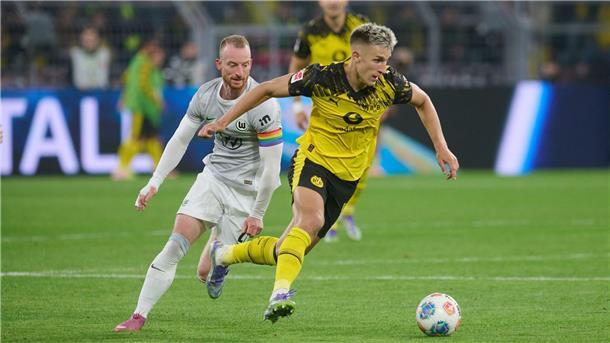 Nationalspieler Nico Schlotterbeck (r) überzeugte bei seinem Comeback.