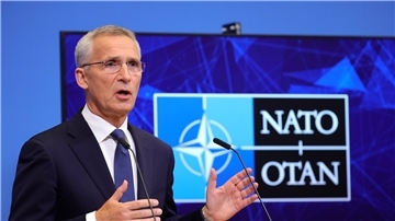 Nato-Generalsekretär Jens Stoltenberg äußert  der Militärallianz in Brüssel.