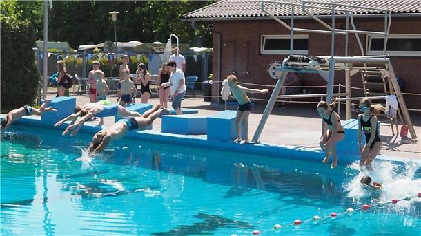 Freibad Midlum