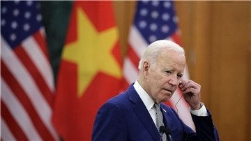 Nennt seine Reise einen „historischen Moment“: Joe Biden