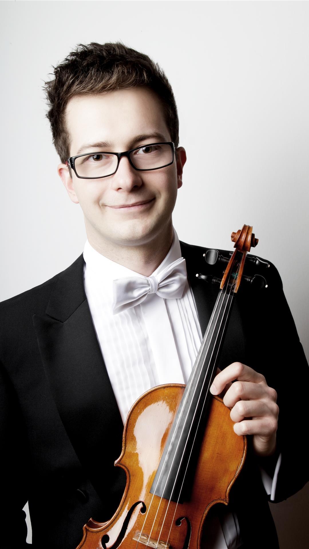 Neu im Orchester: Jakub Debski spielt am letzten Pult der zweiten Geigen.