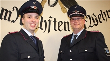 Neuer Ortsbrandmeister in Heise ist Timm Kless (links) und Jonas Köster (rechts) wurde zu seinem Stellvertreter gewählt.