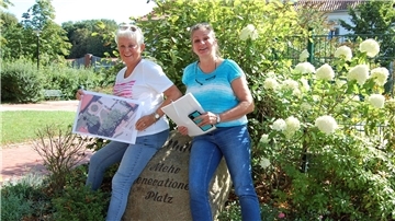 Neuer Standort, neue Veranstalter, neues Programm: Ortsvorsteherin Giesela Schwertfeger (links) und Claudia Theis planen mit viel Elan seit Monaten einen neuen Weihnachtsmarkt auf dem Mehrgenerationenplatz in Hagen.