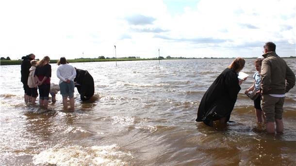 Taufe im Wasser