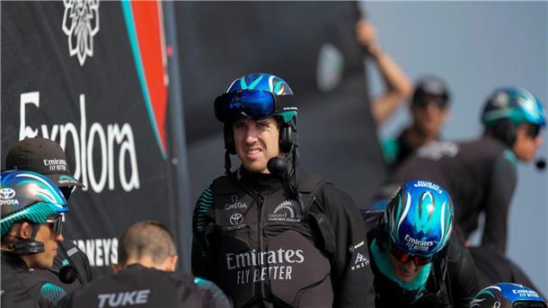 Neuseeland dominiert das Duell um den America’s Cup Neuseelands Skipper Peter Burling kann bislang mit dem Verlauf des America’s Cup zufrieden sein.
