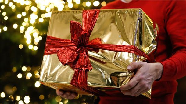 Nicht das richtige Weihnachtsgeschenk? Bei der Rückgabe von Waren gelten bestimmte Regeln.