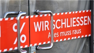 Nicht mehr möglich den Betrieb aufrechtzuerhalten: „Wir schliessen. Alles muss raus“.