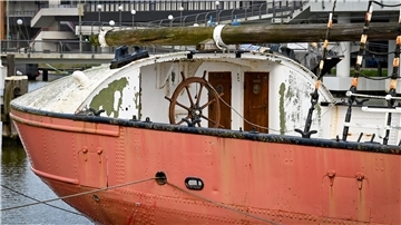 Nicht nur Bord der „Elbe 3“ verzeichnet die Museumsflotte des Deutschen Schifffahrtsmuseums in Bremerhaven deutliche Spuren ihres Alters.