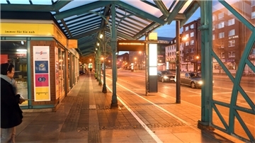 Frühmorgens vor dem Hauptbahnhof: Durch den Busfahrer-Streik ist hier gar nichts los