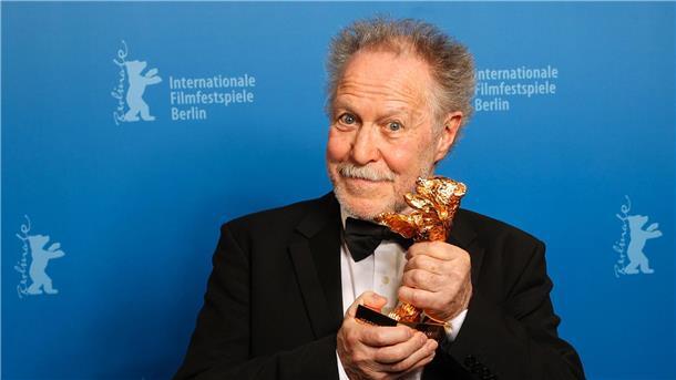 Nicolas Philibert, Regisseur, erhielt bei der Berlinale den Goldenen Bären für den besten Film.