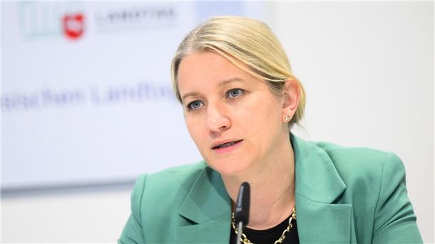 Minister: Keine Einkünfte für zur Schau gestellte Straftaten Niedersachsens Justizministerin Kathrin Wahlmann hält es für moralisch verwerflich, sich mit diesen Taten zu brüstet und damit auch noch Geld zu verdienen. (Archivbild)