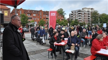 Niedersachsens Ministerpräsident Stephan Weil stellte sich am Wochenende in Nordenham den Fragen von Bürgerinnen und Bürgern.