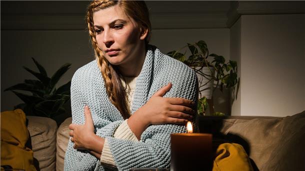 Niemand soll frieren müssen, weil ihm das Gas abgestellt wird. Der Kreistag will am Montag einen Notfallfonds beschließen, um die Sperrung der Gas- und Stromlieferung an Menschen, die sich die Energiepreise nicht leisten können, zu verhindern.